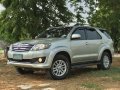 Selling Brightsilver Toyota Fortuner 2012 in Valenzuela-9
