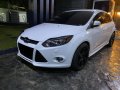 Selling White Ford Focus 2014 in Parañaque-5