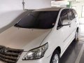 Selling White Toyota Innova 2014 in Manila-9
