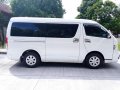 White Toyota Hiace Super Grandia 2017 for sale in Makati-6