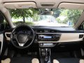Selling Pearl White Toyota Altis 2017 in Marikina-2