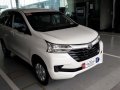 Selling White Toyota Avanza 2020 in Las Piñas-5
