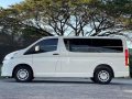 Selling White Toyota Hiace 2020 in Las Piñas-5