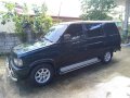 Selling Green Isuzu Hilander Crosswind 2000 in Bacoor-8