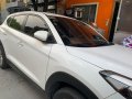 White Hyundai Tucson 2016 for sale in Manila-2