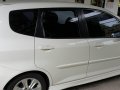 Selling White Honda Jazz 2007 in Las Piñas-6