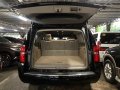 2016 Chevrolet Suburban LTZ 4x4 AT Platinum-12