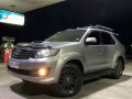 Selling Brightsilver Toyota Fortuner 2015 in Cainta-9