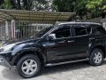 Selling Black Isuzu MU-X 2017 in Quezon-5