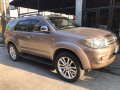 2nd hand 2009 Toyota Fortuner  2.4 G Diesel 4x2 AT for sale-2