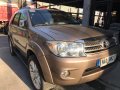 2nd hand 2009 Toyota Fortuner  2.4 G Diesel 4x2 AT for sale-1