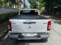 Selling Pearl White Mitsubishi Strada 2019 in Pasig-1