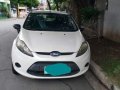Selling Pearl White Ford Fiesta 2012 in Parañaque-4