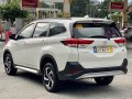 Selling Pearl White Toyota Rush 2021 in Makati-3