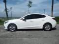White Mazda 3 2015 for sale in Carmona-4