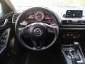White Mazda 3 2015 for sale in Carmona-1