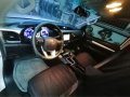 Selling White Toyota Hilux 2017 in Batangas-4