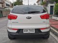 Selling White Kia Sportage 2014 in Manila-2