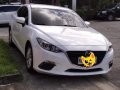 White Mazda 3 2015 for sale in Carmona-9