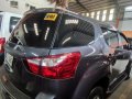 Used 2017 Isuzu mu-X for sale in good condition-4