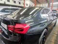 Sell 2018 BMW 318D in Black-4