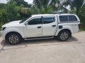 Selling White Nissan Navara 2015 in Quezon City-7