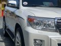 Pearl White Toyota Land Cruiser 2015 for sale in Imus-6