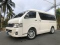 Selling Pearl White Toyota Hiace Super Grandia 2013 in San Juan-9