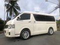 Selling Pearl White Toyota Hiace Super Grandia 2013 in San Juan-8