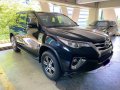Selling Black Toyota Fortuner 2017 in Makati-2