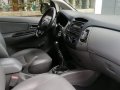 Silver Toyota Innova 2010 for sale in Caloocan -2