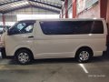 HOT!! White 2018 Toyota Hiace for sale at cheap price-4