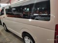 HOT!! White 2018 Toyota Hiace for sale at cheap price-6
