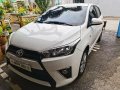 Selling White Toyota Yaris 2017-9