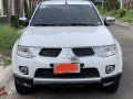 Pearl White Mitsubishi Montero 2011 for sale in Automatic-2