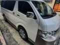 Used 2013 Toyota Hiace Super Grandia  for sale in good condition-7