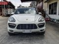 Selling Pearl White Porsche Cayenne 2014 in Quezon-1