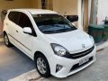 Selling White Toyota Wigo 2017 in Las Piñas-8