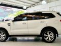 Selling White Ford Everest 2016 in Quezon-3