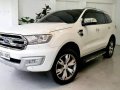 Selling White Ford Everest 2016 in Quezon-8