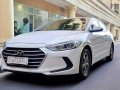 White Hyundai Elantra 2019 for sale in Manual-4