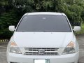 White Kia Carnival 2010 for sale in Las Piñas-7