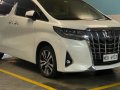 Selling White Toyota Alphard 2020 in Quezon City-6