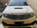 White Toyota Fortuner 2013 for sale in Quezon City-8