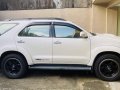 White Toyota Fortuner 2013 for sale in Quezon City-9