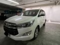 Selling White Toyota Innova 2017 in Quezon-5