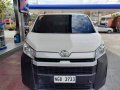 Selling White Toyota Hiace Commuter 2020 in Manila-9