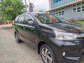 Selling Black Toyota Avanza 2016 in Quezon City-6