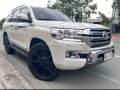Sell second hand 2017 Toyota Land Cruiser -7