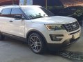 Pearl White Ford Explorer 2016 for sale in Automatic-8